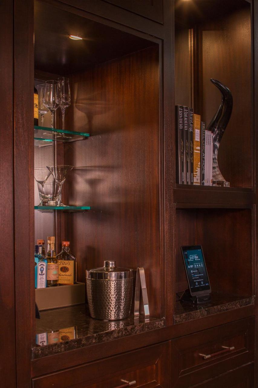 The Post Oak Hotel Х'юстон Екстер'єр фото